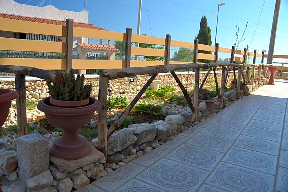 Villa Uria monolocali con e senza angolo cottura