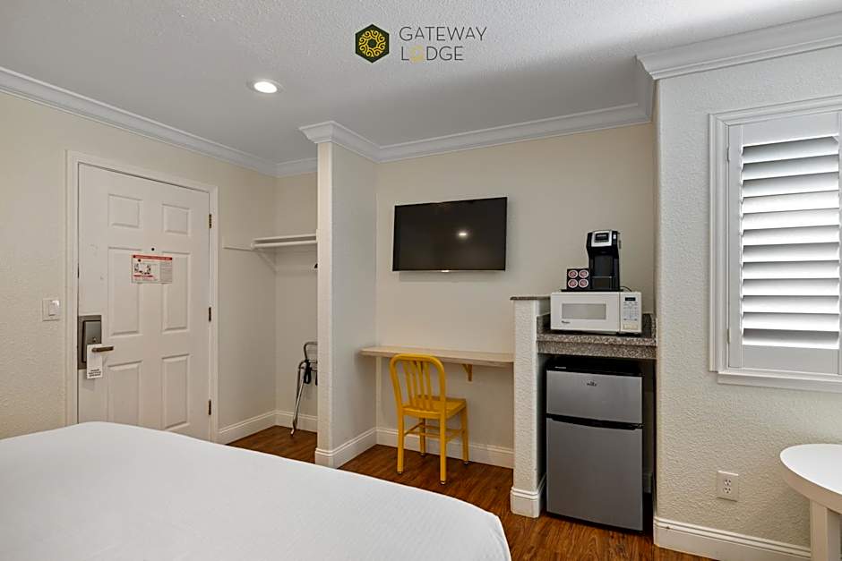 Gateway Lodge