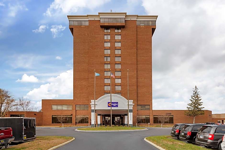 Comfort Inn Brooklyn Center