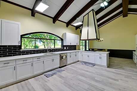 Private Pool Pilot Point Home on 45 Acres