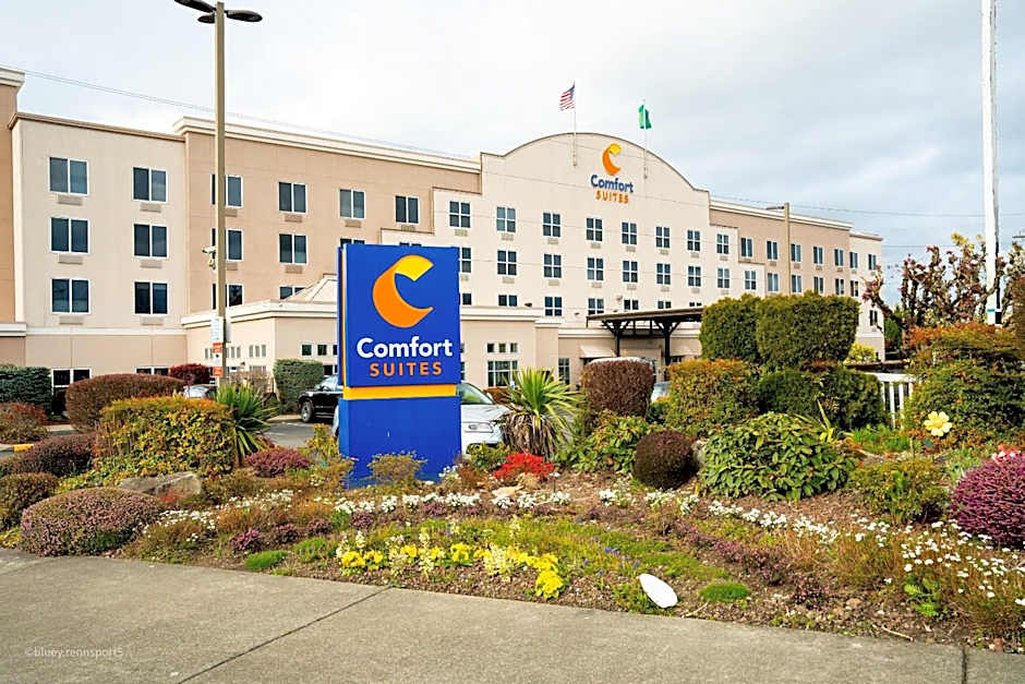 Comfort Suites Airport Tukwila Seattle