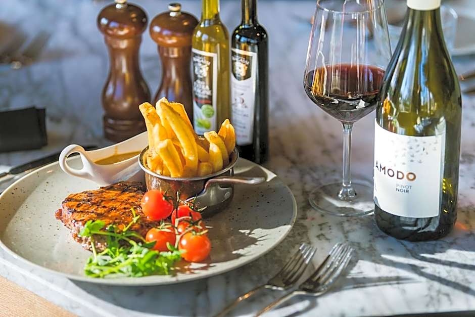 Holiday Inn Brentwood By IHG