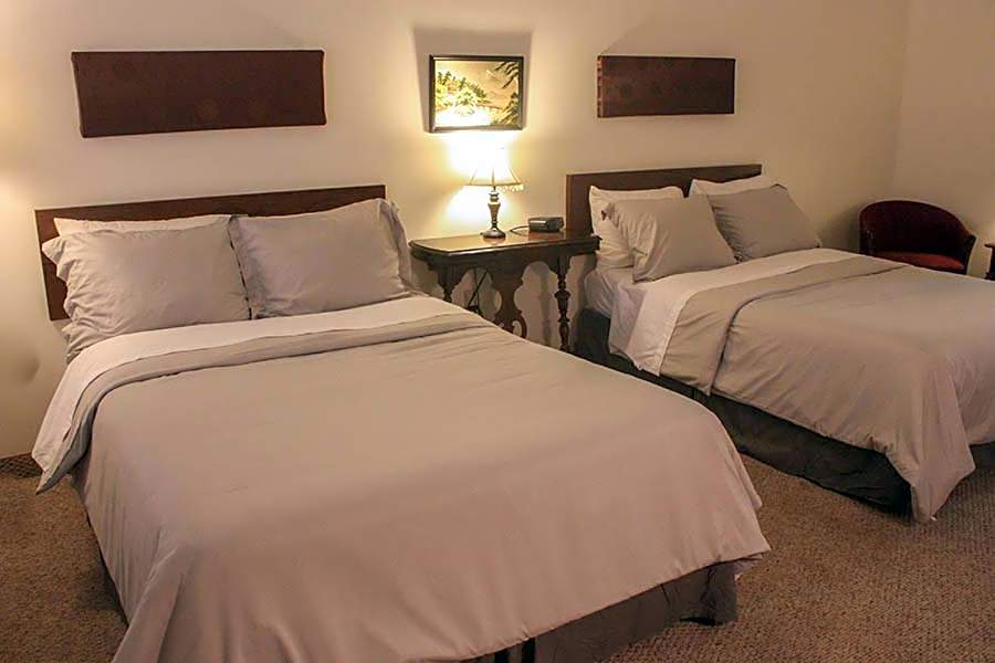 Mountain Creek Tavern