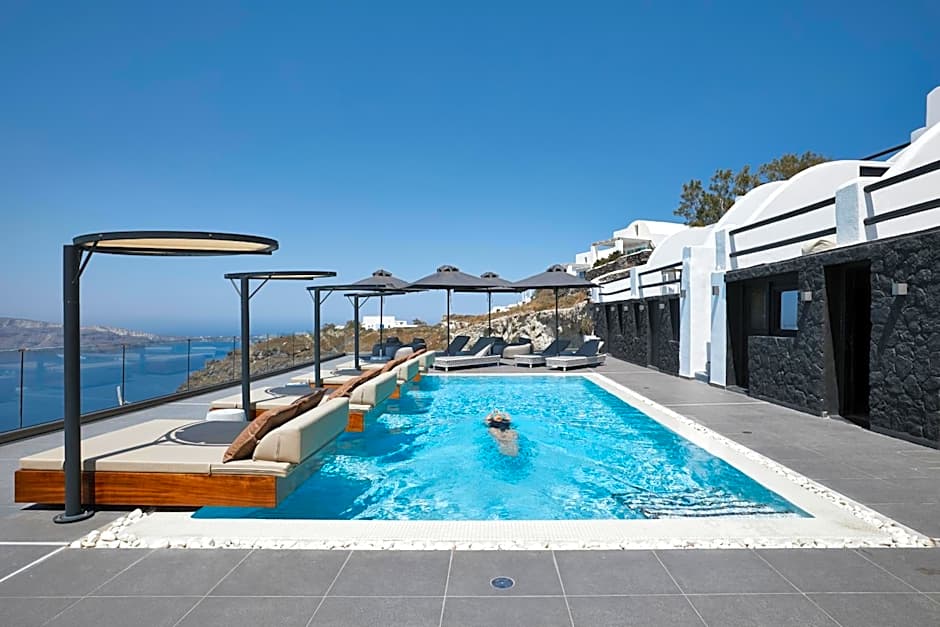 Oia Suites