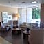 Hotel Tower Inn & Suites