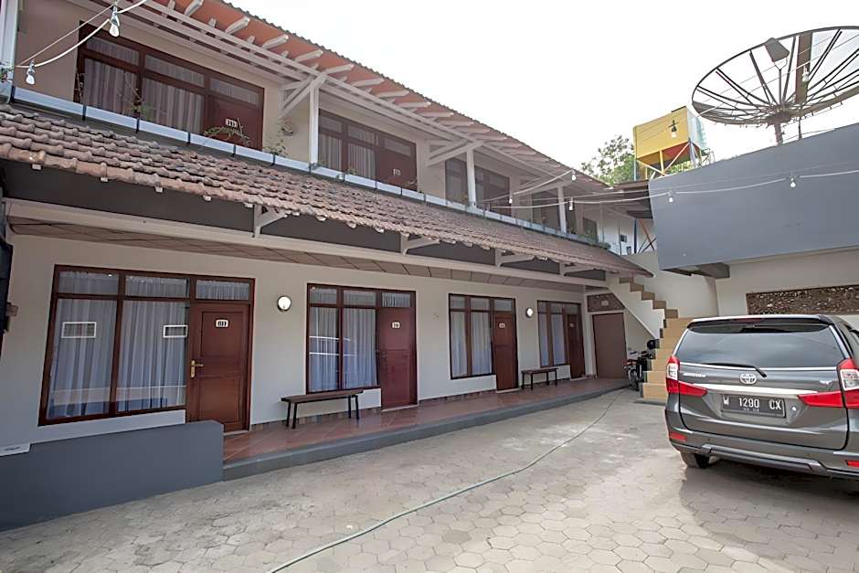 RedDoorz @ Panglima Sudirman Probolinggo