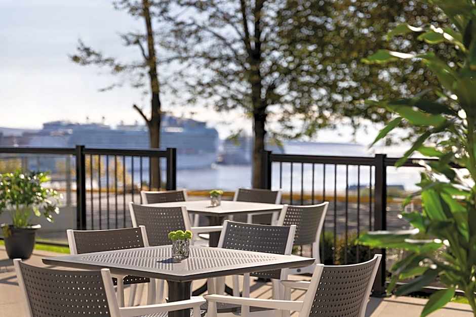 Crowne Plaza Saint John Harbour View By IHG