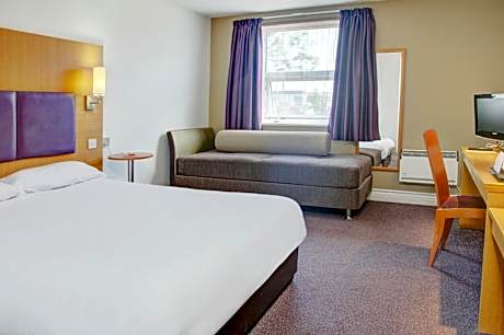 Double Room with Mobility Accessible Tub