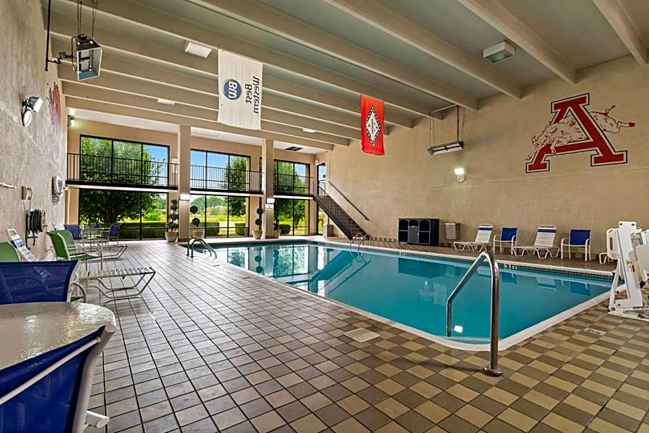 Best Western Windsor Suites