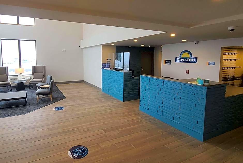 Days Inn by Wyndham Johnson Creek