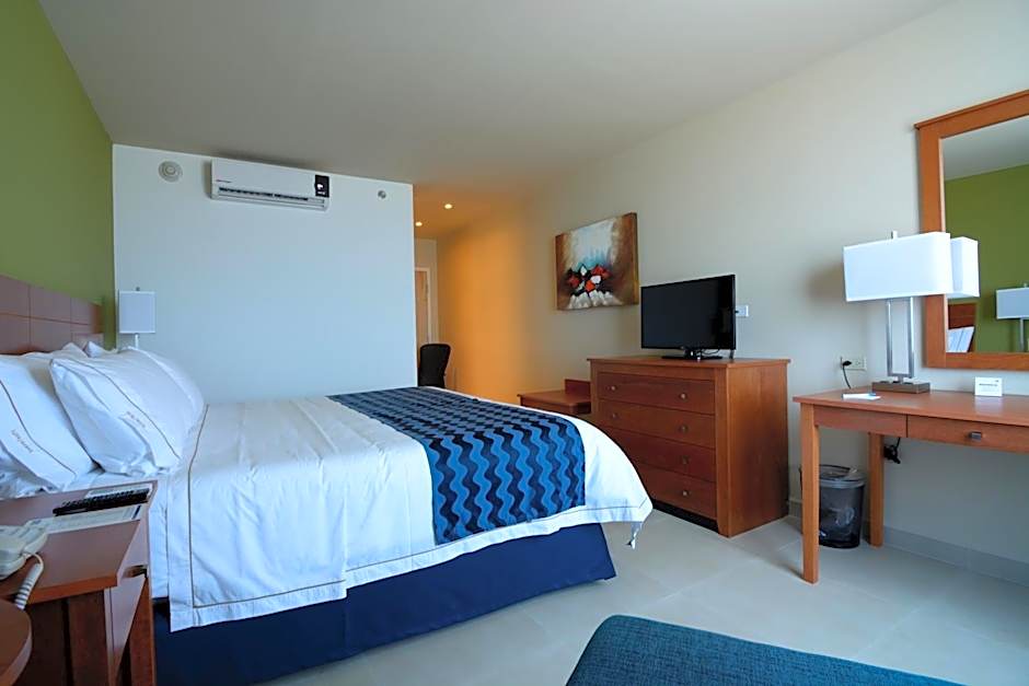 Holiday Inn Express Cabo San Lucas By IHG