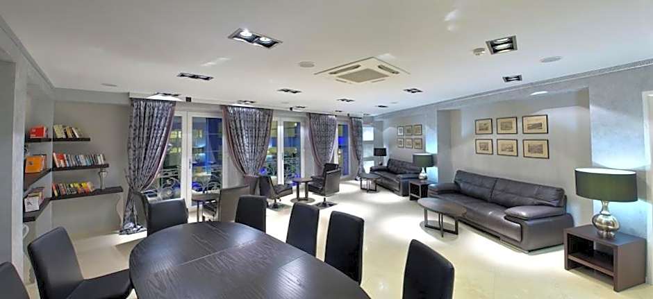 Elinotel Apolamare Hotel