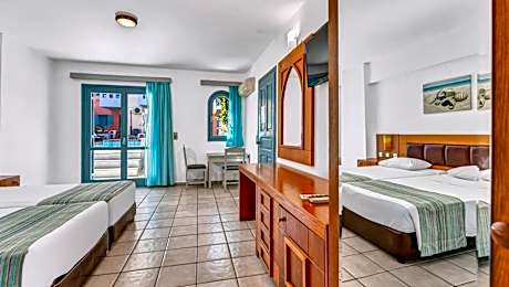 Double Room Pool View