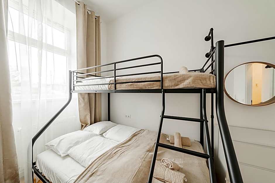 Modern Central City Rooms