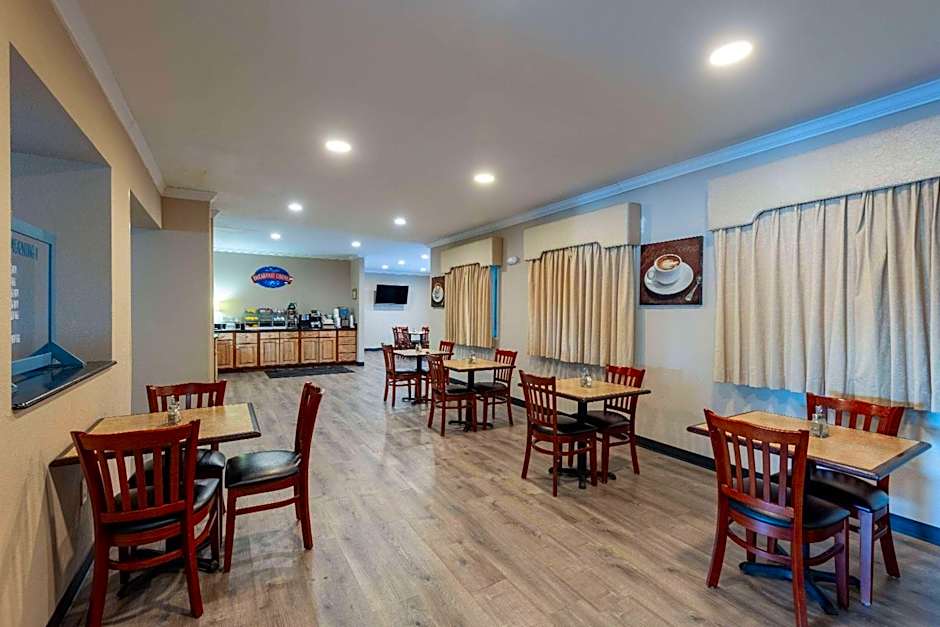 Baymont by Wyndham Kirksville University Area