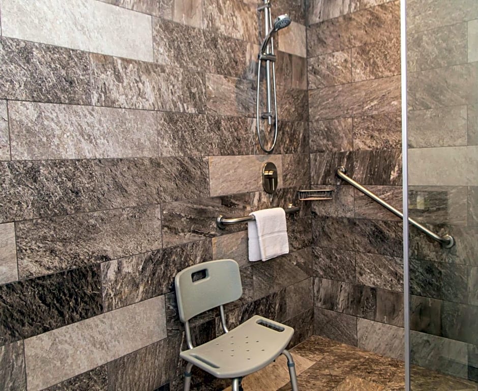 Hampton Inn & Suites By Hilton Puebla