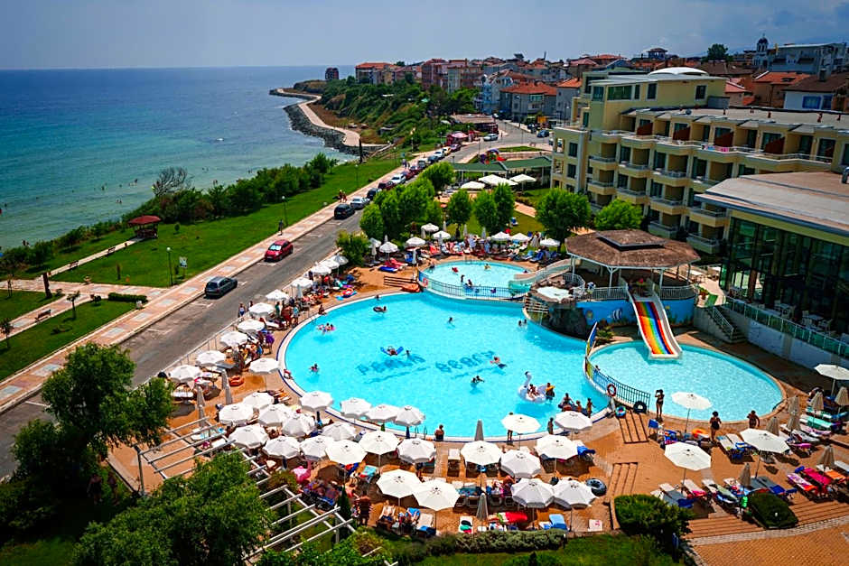 Hotel Perla Beach Club - All Inclusive