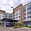 Holiday Inn Express and Suites - Mall of America - MSP Airport By IHG