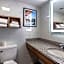 Best Western Plus St. Louis West-Westport