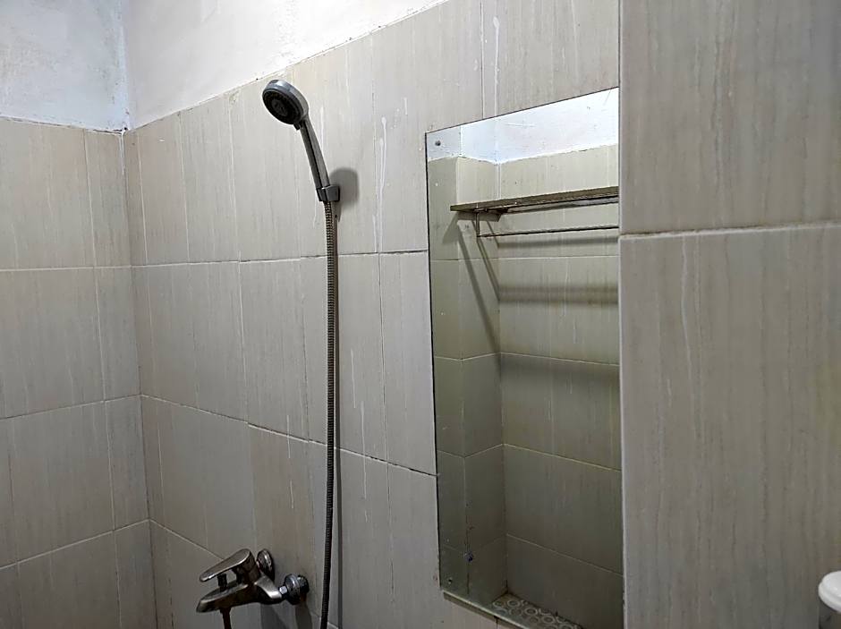 Hotel O Emmy Homestay Syariah