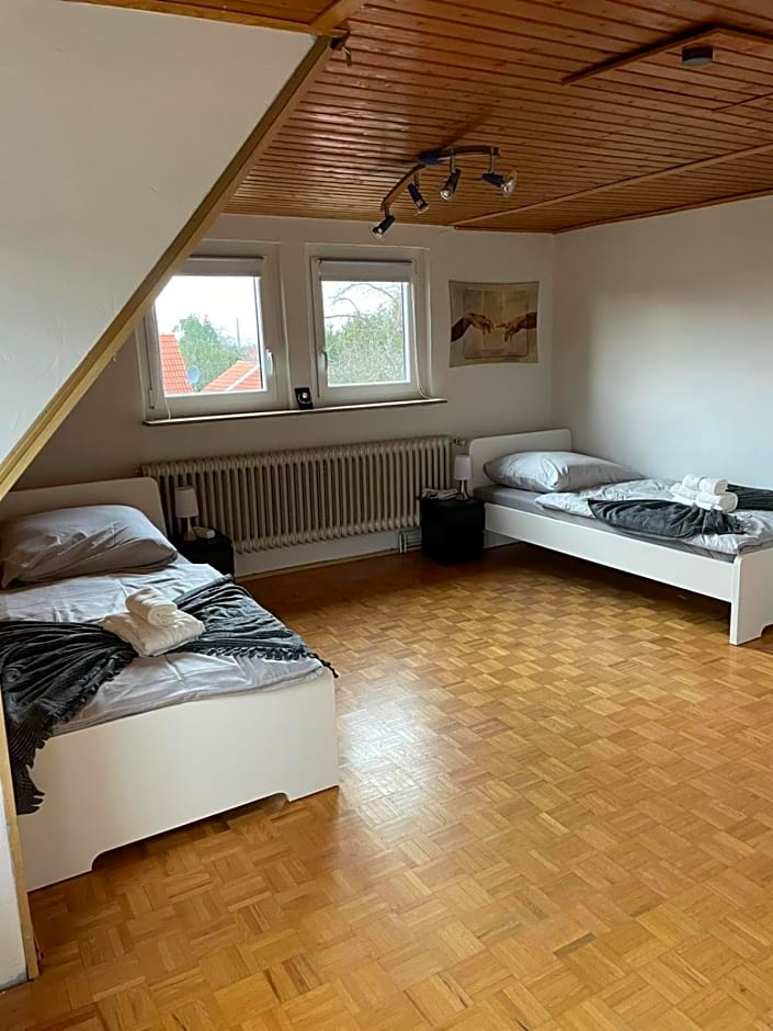 B-S Apartments L