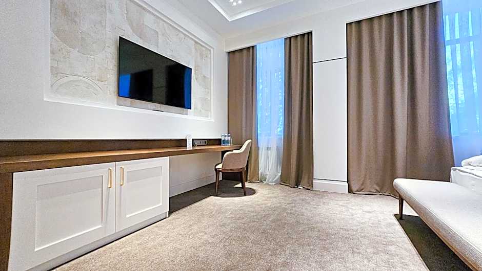 Grand Tien Shan Hotel