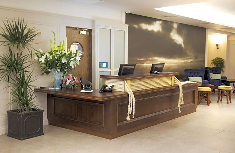 Waterfront Hotel Dungloe