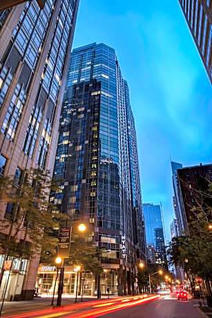 Hyatt Centric Chicago Magnificent Mile