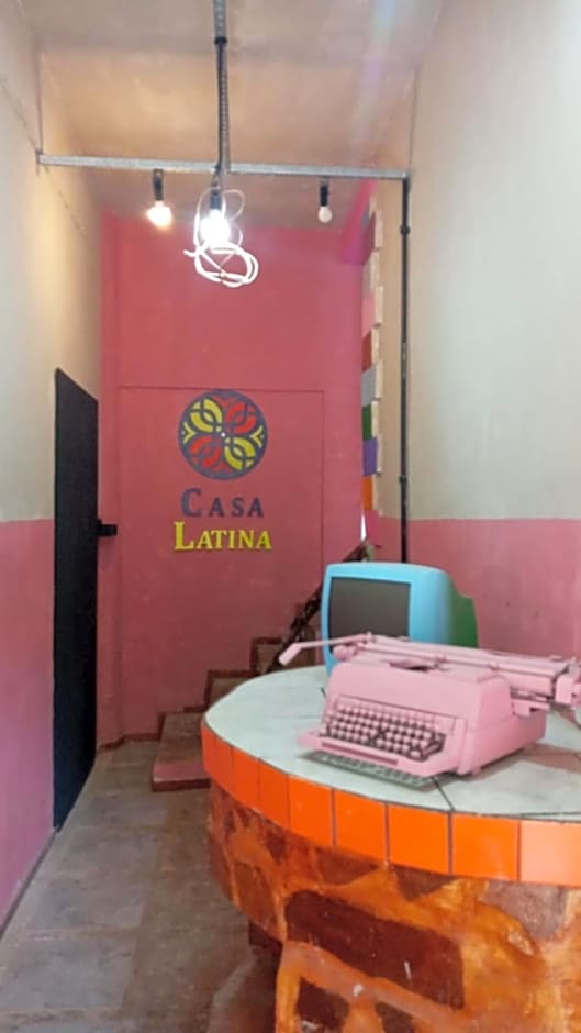 Hostel Casa Latina