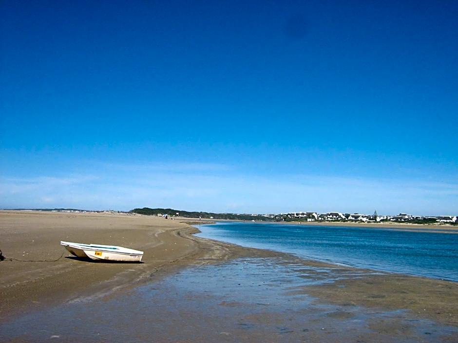 i-LOLLO Bed & Breakfast at the River Mouth