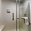 Orangewood Inn & Suites Kansas City Airport