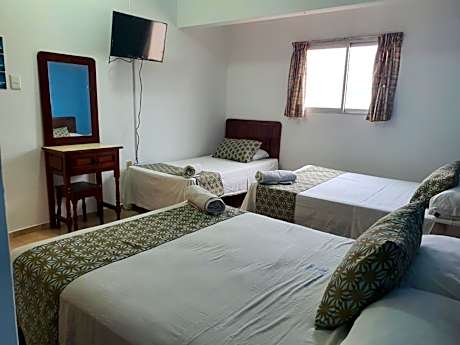 Comfort Triple Room with Shower