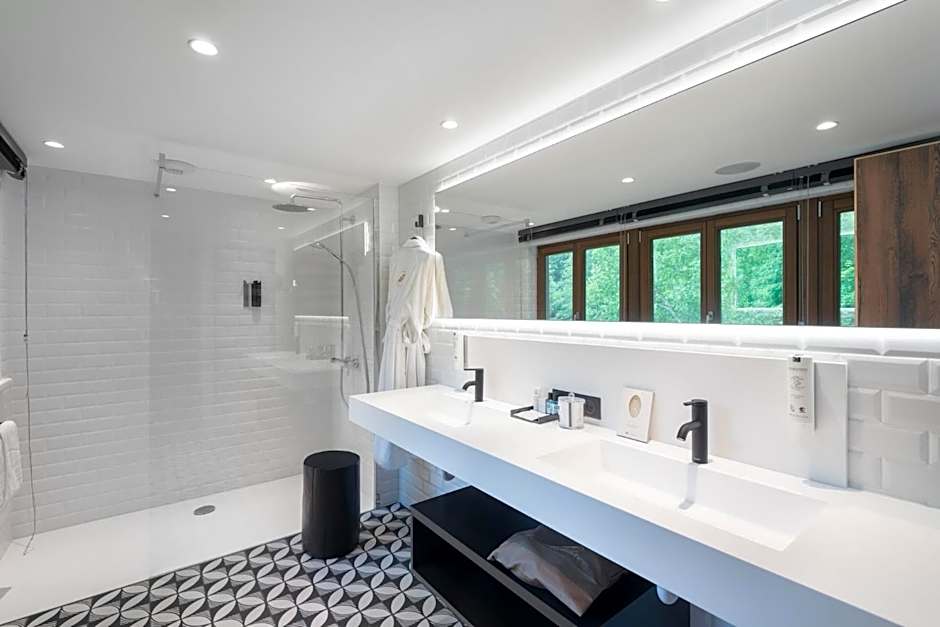 LA CHENEAUDIERE - Hotel Spa - Relais & Chateaux