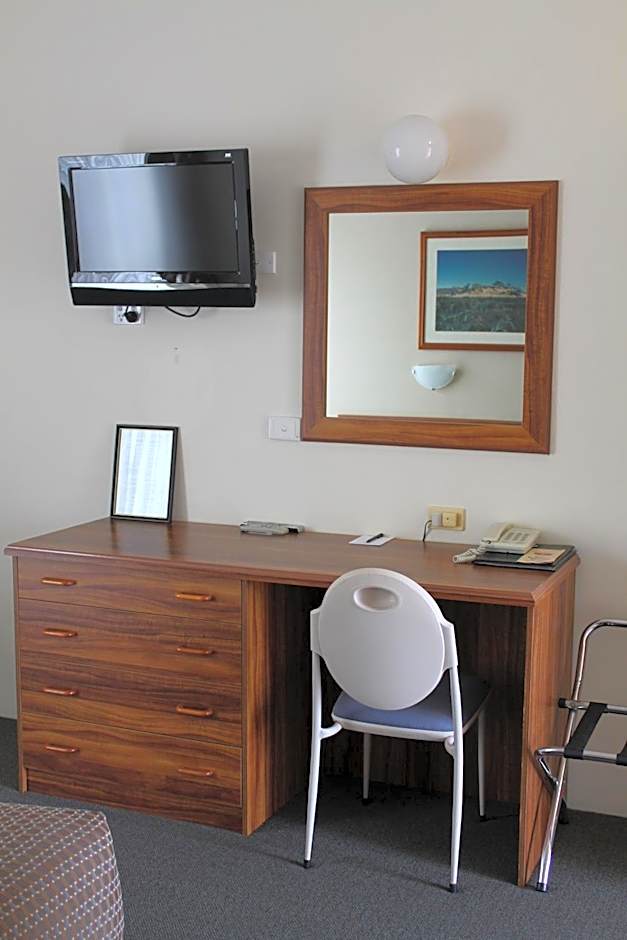 The Kidman Wayside Inn