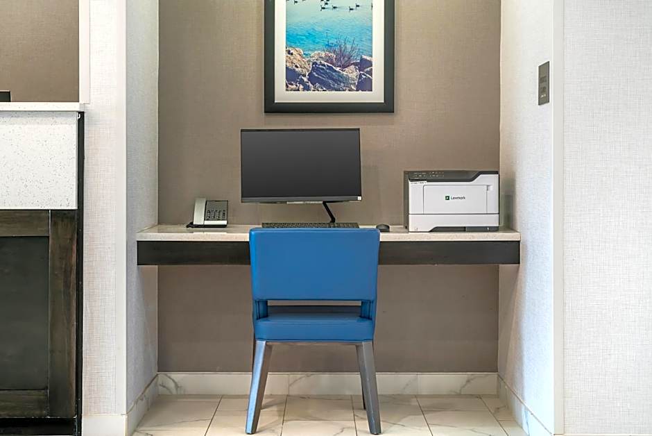 Comfort Inn & Suites Adrian