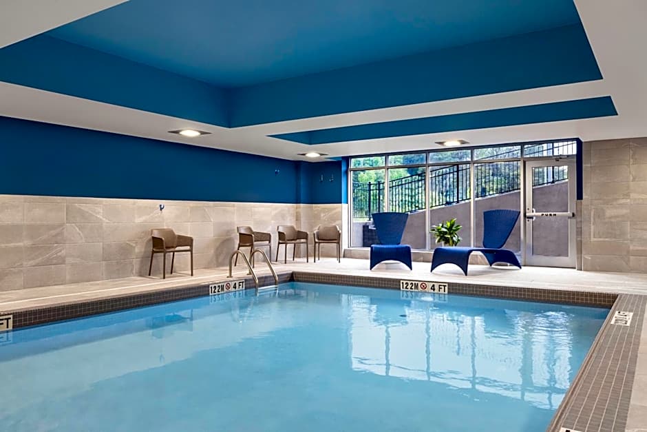 Hampton Inn Midland, On