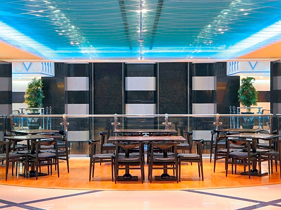 Anwar Al Madinah Movenpick Hotel