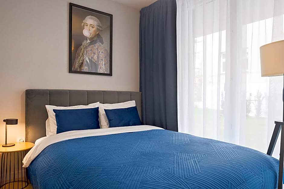 Metropolis Old Town Apartments