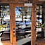 The Mammoth Creek Inn