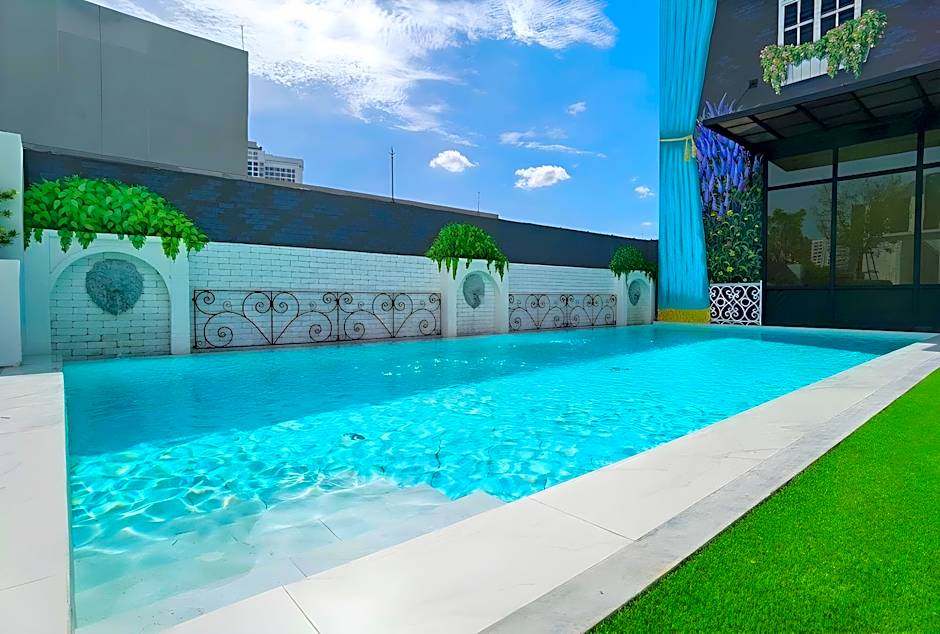 The Quartier Hotel Phrom Phong