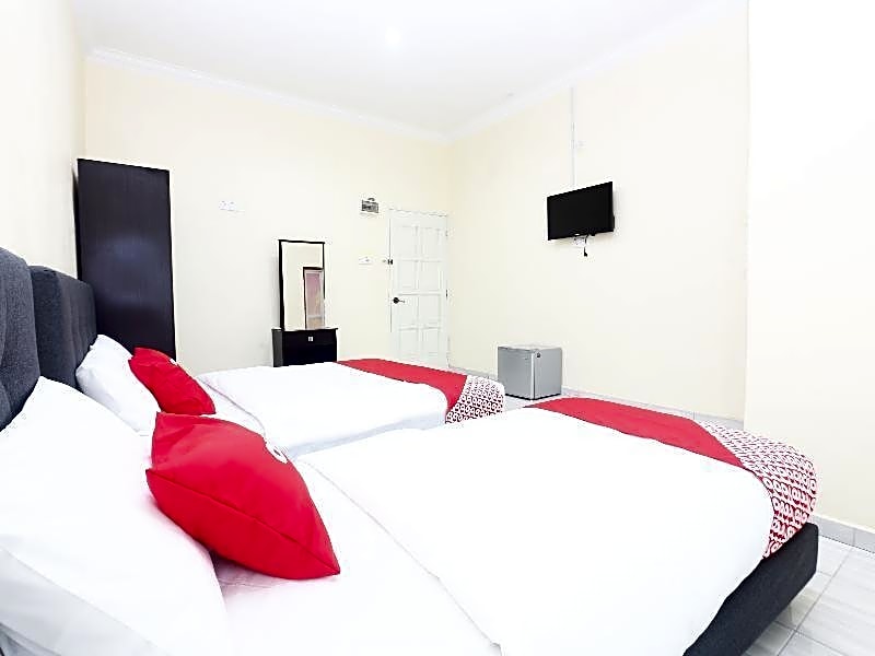 OYO 89607 Aloha Chalet