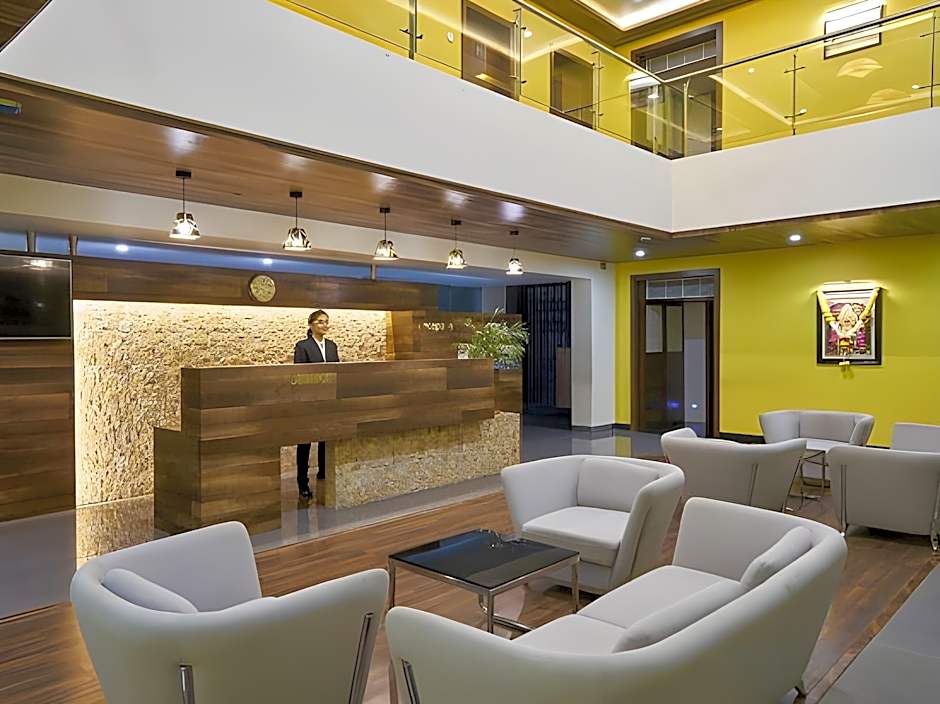 Hotel 3 Leaves