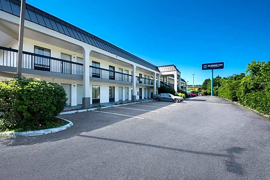 Clarion Inn Cleveland near University