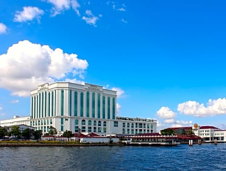 Berjaya Waterfront Hotel