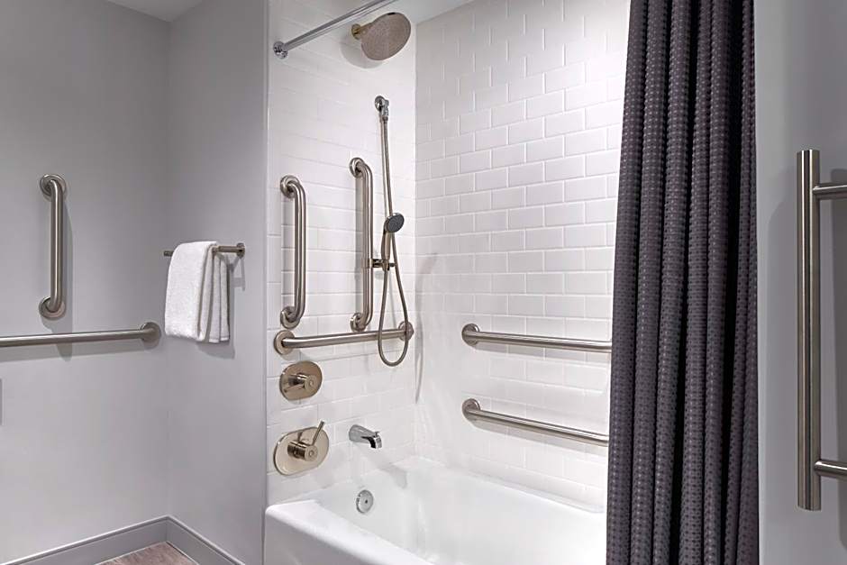 Hyatt Centric Old Town Alexandria