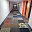 Red Carpet Inn