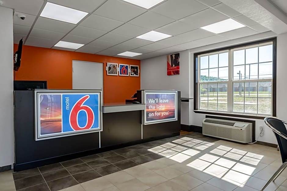 Motel 6-White, GA - Cartersville