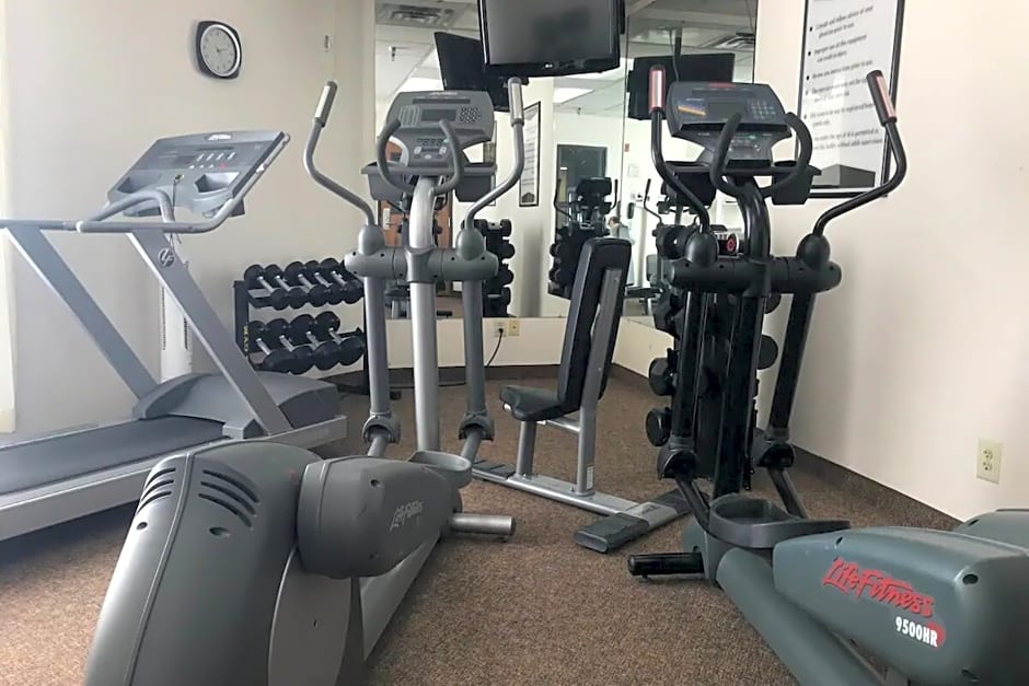 Norwood Inn & Suites Eagan