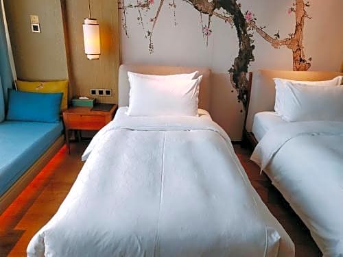 Howard Johnson Riverview Hotel Guangzhou