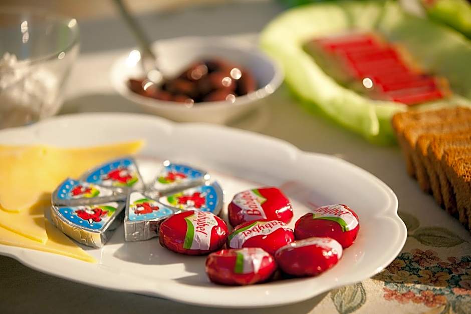 Anelia Boutique Studios & Apartments